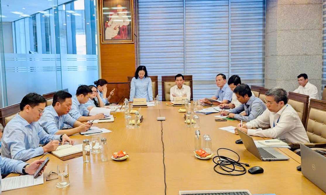The Department of Innovation, Green Transformation and Industrial Promotion had a working session with Petrovietnam. Photo: BCT