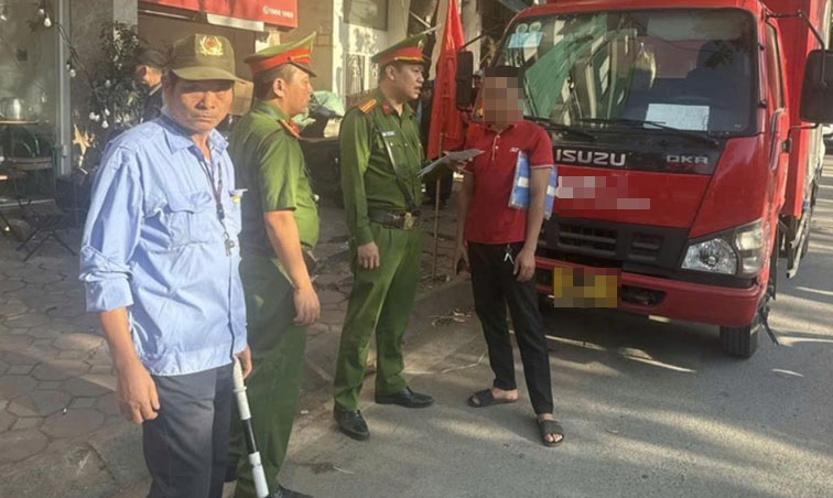 Các địa phương đã có góp ý bổ sung thẩm quyền xử phạt một số hành vi vi phạm về đăng ký, quản lý phương tiện cho Trưởng Công an xã. Ảnh: Bộ Công an