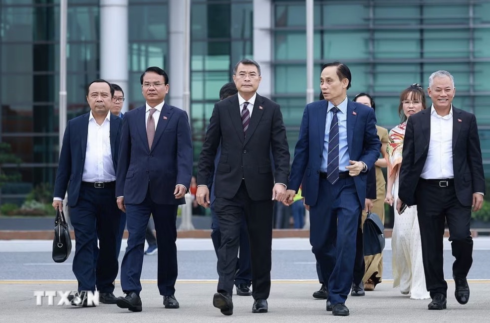 Đây là chuyến công tác có ý nghĩa rất đặc biệt, là chuyến công tác đầu tiên của Thủ tướng Chính phủ trên cương vị mới tới Liên bang Nga. Ảnh: TTXVN
