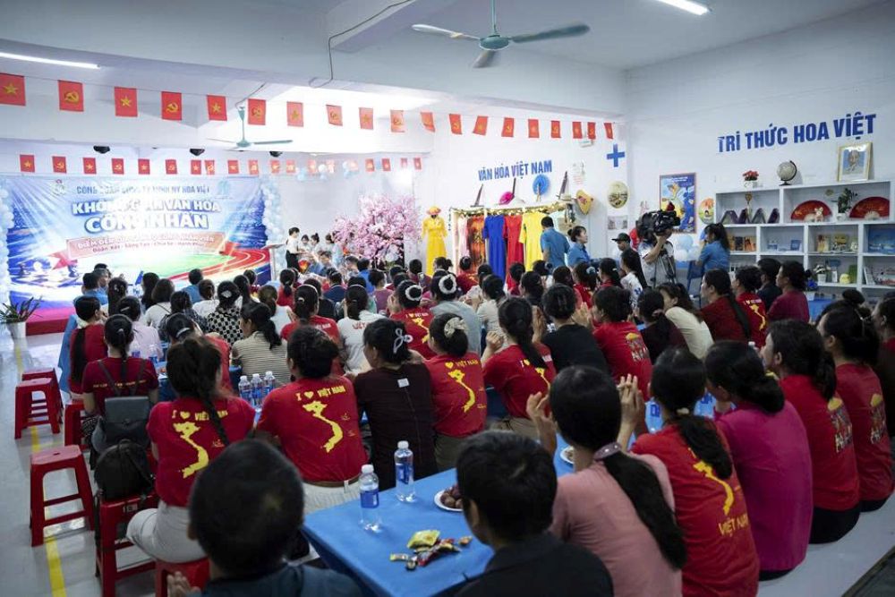 The launch of the worker cultural space contributes to improving the spiritual life of workers. Photo: Thanh Hoa Trade Union