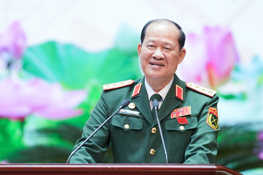 Thượng tướng Bế Xuân Trường, Phó Chủ tịch Ủy ban Trung ương Mặt trận Tổ quốc Việt Nam, Bí thư Đảng ủy, Chủ tịch Hội Cựu chiến binh Việt Nam phát biểu khai mạc Đại hội đại biểu toàn quốc Hội Cựu chiến binh Việt Nam lần thứ VIII, nhiệm kỳ 2026-2031. Ảnh: Hữu Chánh
