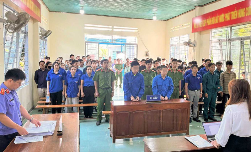 Trial of 2 teenagers "Disturbing public order" in Da Huoai commune 3. Photo: Police