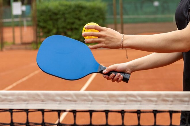 Dong Thap publicly auctions pickleball court rental. Photo: Thuy Duong
