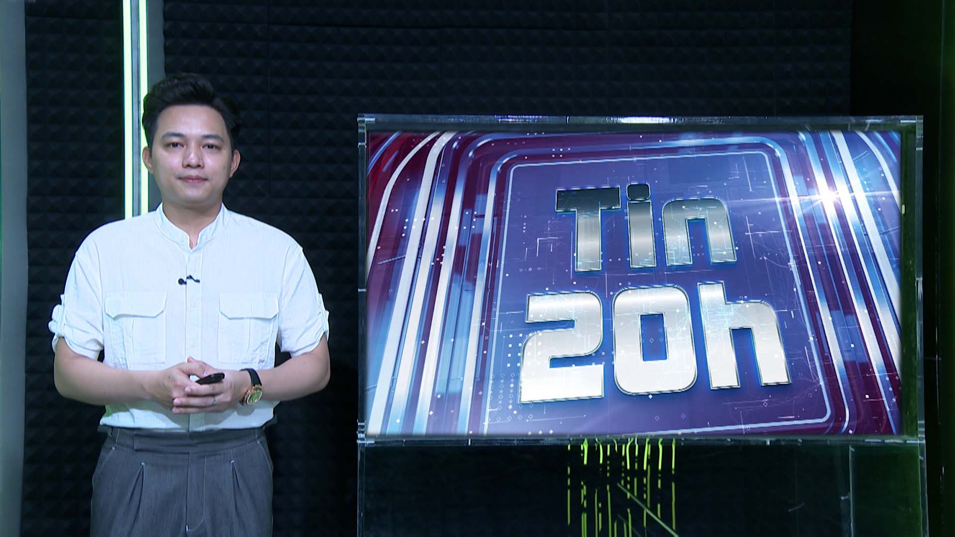 8 PM News: Tourism project in the coldest place in Vietnam records new changes