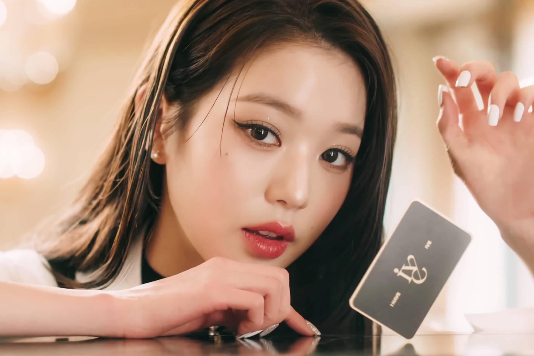 Female singer Jang Won Young of IVE group. Photo: MV "I Am
