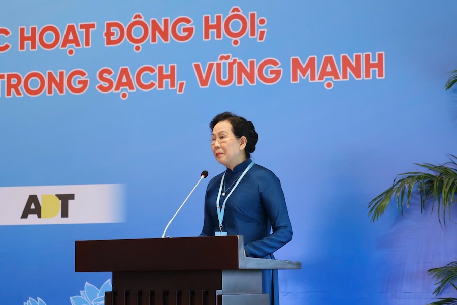 Ms. Le Thi Thuy - Member of the Party Central Committee, Vice Chairwoman of the Central Committee of the Vietnam Fatherland Front, Chairwoman of the Vietnam Women's Union chaired and spoke at Workshop Center No. 1. Photo: Le Phu