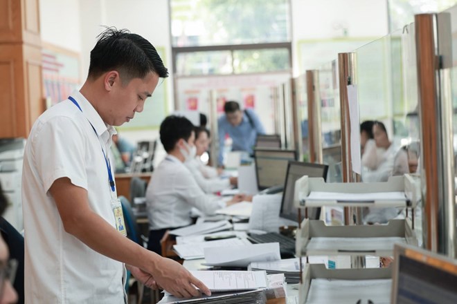 Ministry of Finance answers the unit that pays salaries to assigned officials. Photo: Hai Nguyen