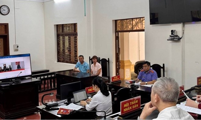 Phiên tòa xét xử bị cáo Vũ Văn Mạnh (Hải Phòng) về hành vi lừa đảo xuất khẩu lao động hồi đầu tháng 4.2026. Ảnh: Viện KSND khu vực 11
