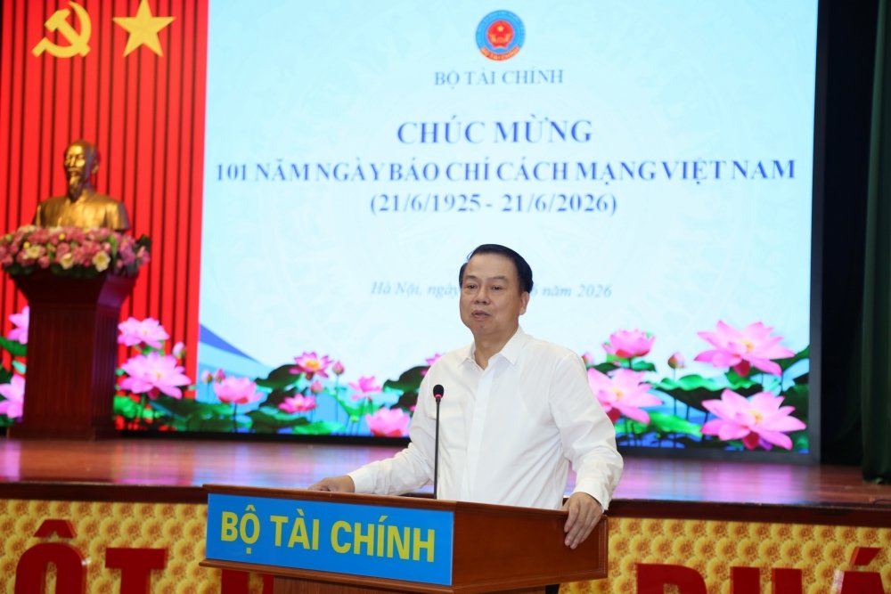 Deputy Minister of Finance Nguyen Duc Chi said that he is developing many economic management scenarios for 2026, firmly aim for double-digit growth. Photo: BTC