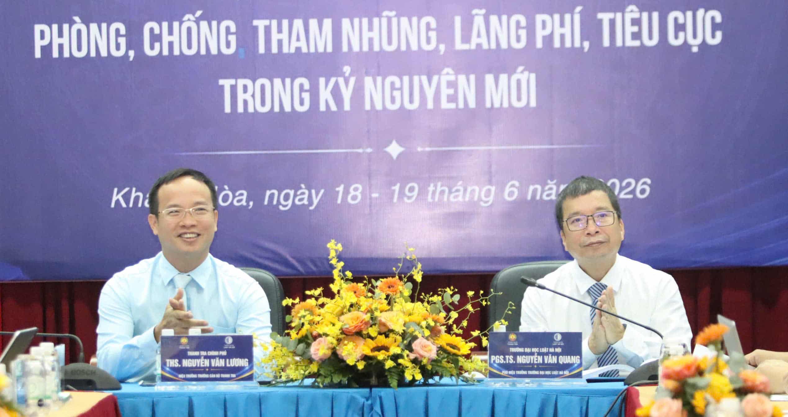 Toàn ảnh hình ảnh tại hội thảo diễn ra ở Khánh Hòa. Ảnh: Thanh Thúy