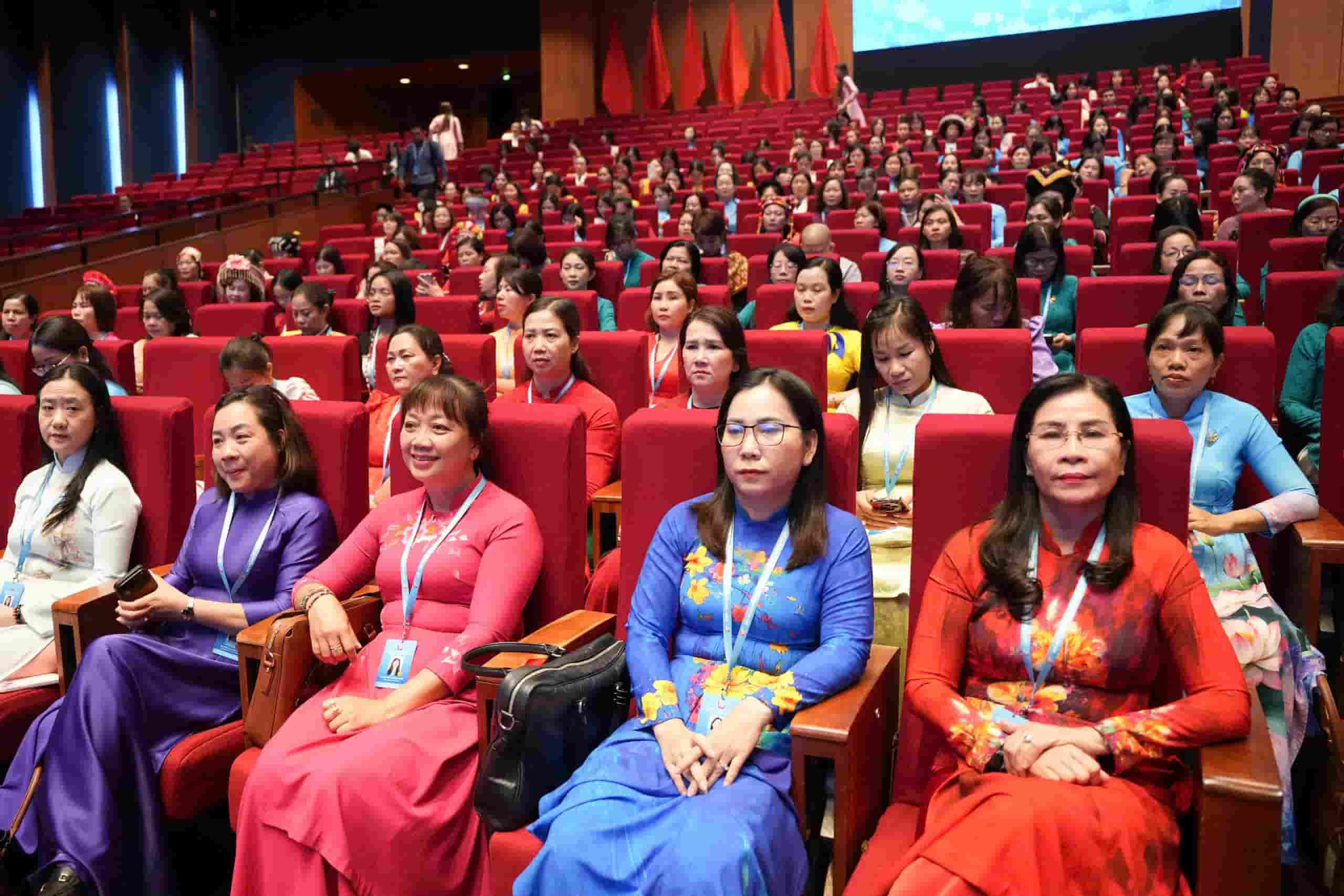 Đại biểu tham dự đại hội. Ảnh: Hữu Chánh.