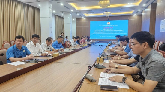 Trade unions promote building a culture of occupational safety in the workplace. Photo: Minh Hanh
