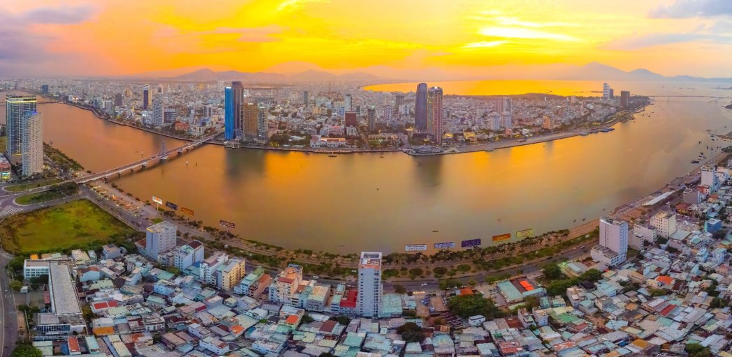 Key and impressive projects in many fields contribute to creating the urban face of Da Nang. Photo: Trinh Nguyen
