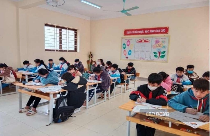 Thai Nguyen announces benchmark scores for 10th grade. Photo: Viet Bac