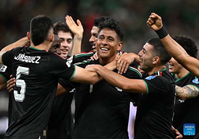 Live football Mexico vs South Korea at World Cup 2026.