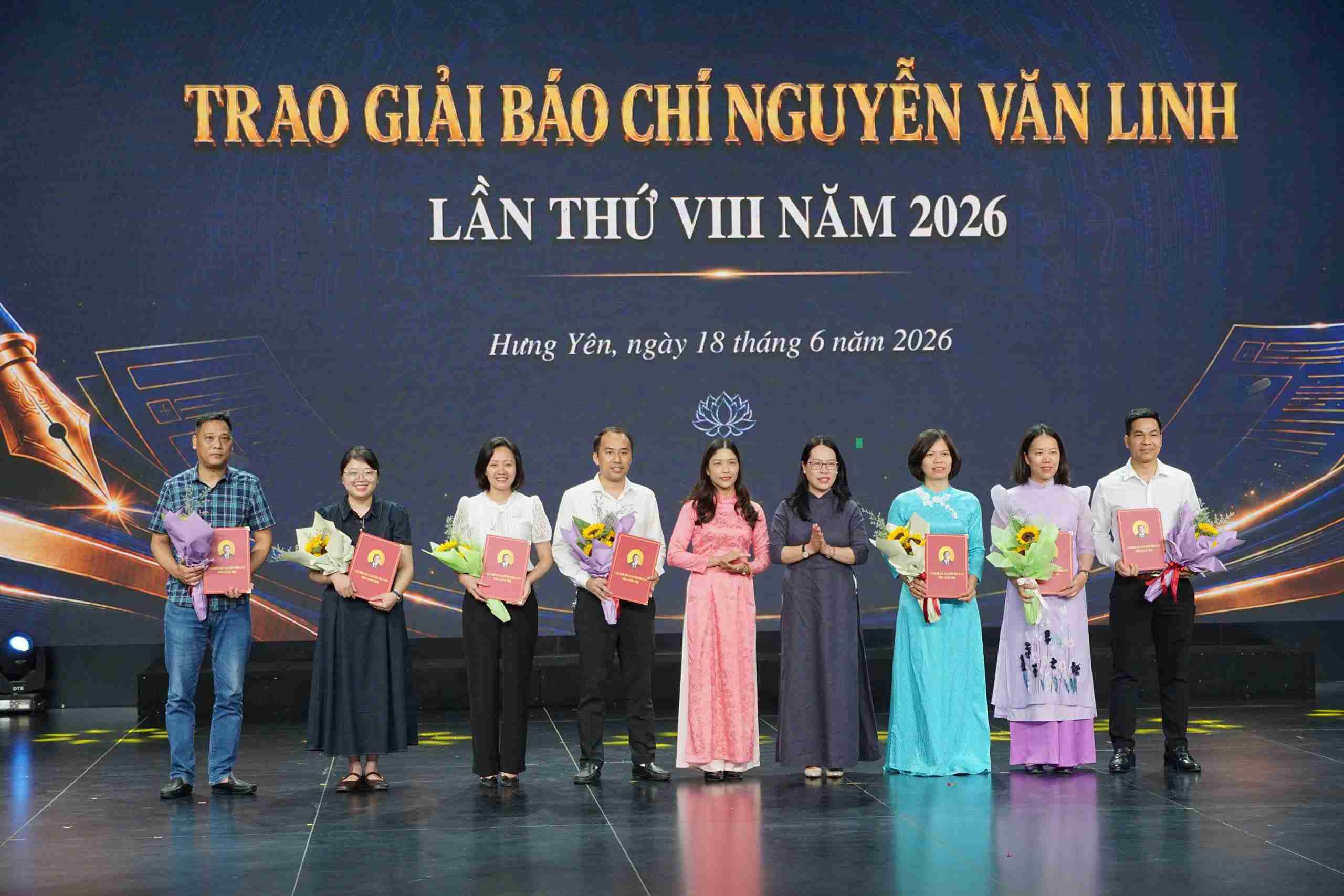 Lao Dong Newspaper won the C Prize at the 8th Nguyen Van Linh Press Award in 2026. Photo: Hai Ngoc