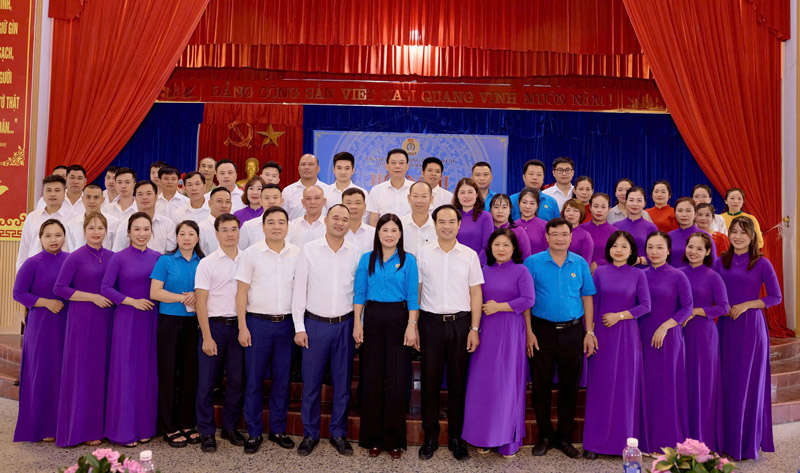 89 người lao động đã được kết nạp vào tổ chức công đoàn, góp phần tăng cường chăm lo, bảo vệ quyền lợi đoàn viên. Ảnh: Nguyễn Thúy
