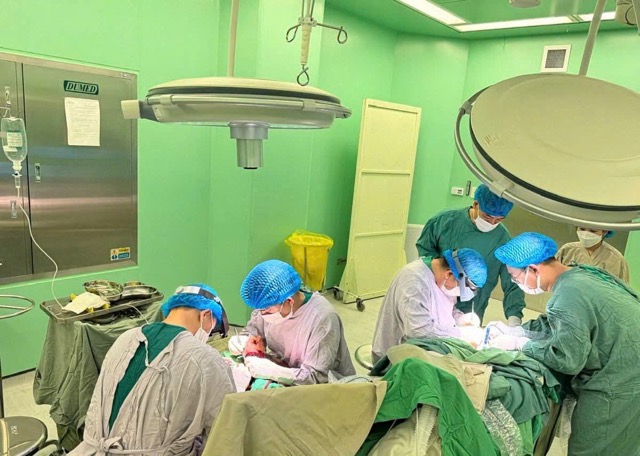 The patient was successfully operated on by doctors to remove his hand. Photo: BVCC