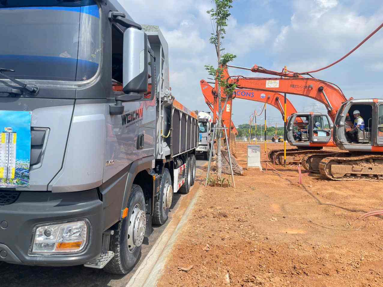 Commencement of social housing construction in Tan Uyen ward, Ho Chi Minh City. Photo: Dinh Trong