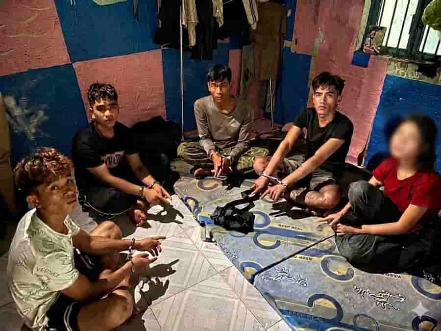 Nhóm đối tượng tụ tập sử dụng ma túy. Ảnh: ĐVCC