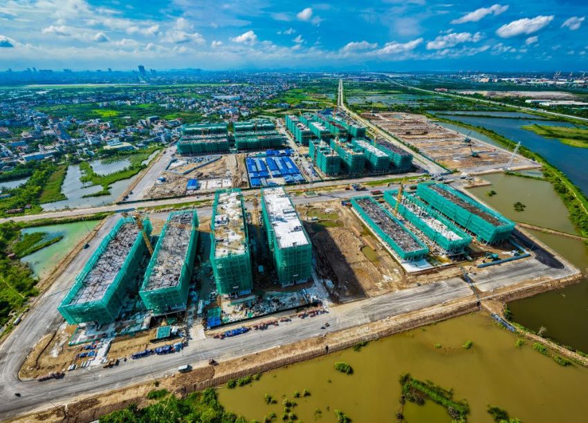 The Rise gồm 7 tòa căn hộ, dự kiến cất nóc 100% vào cuối năm 2026 và bàn giao vận hành trong năm 2027