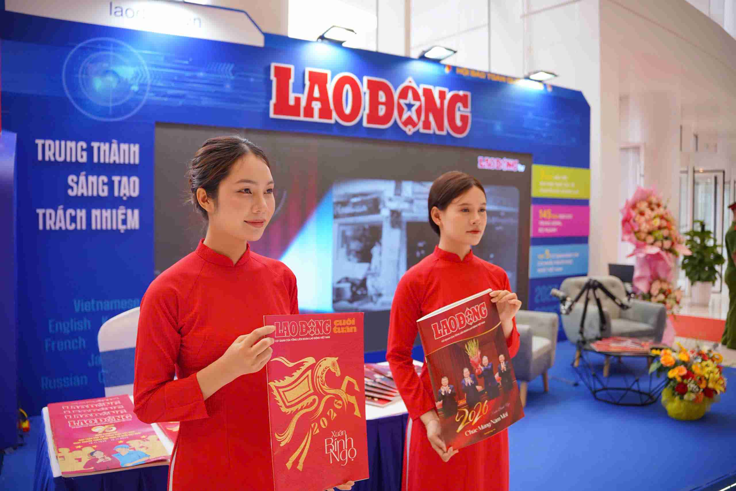 Hội Báo toàn quốc năm 2026 - ngày hội lớn nhất trong năm của những người làm báo Việt Nam - do Hội Nhà báo Việt Nam chủ trì dưới sự chỉ đạo của Ban Tuyên giáo và Dân vận Trung ương, phối hợp với Bộ Văn hóa, Thể thao và Du lịch, cùng Thành phố Hải Phòng tổ chức. Ảnh: Mai Dung
