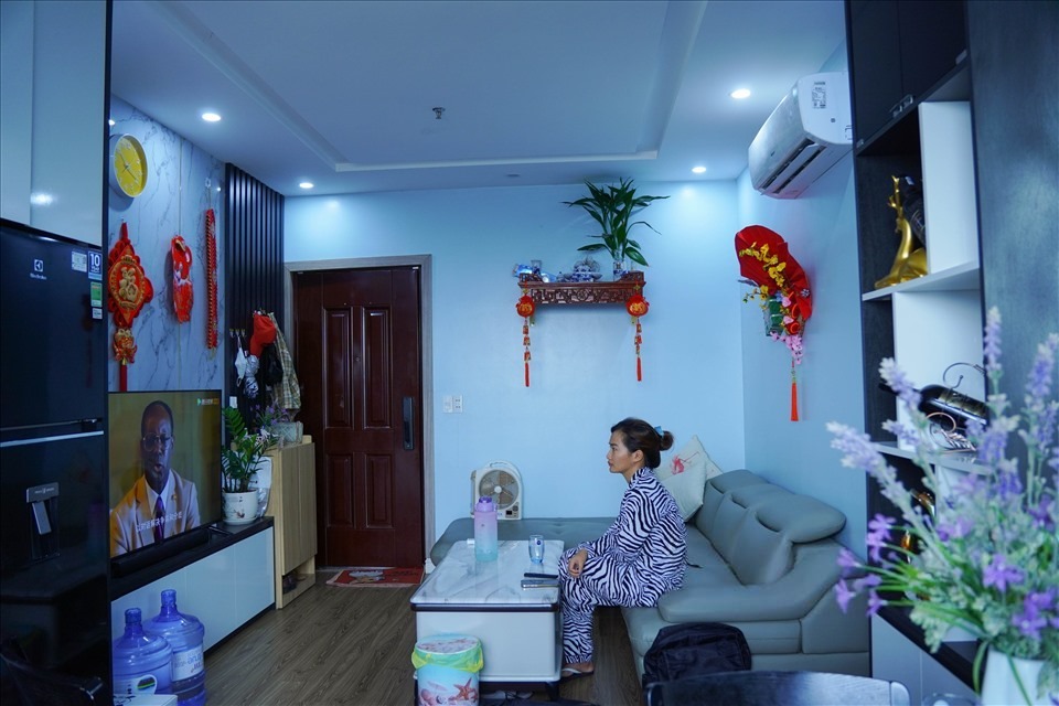 Công nhân trong một căn nhà ở xã hội trên địa bàn tỉnh Bắc Ninh. Ảnh: TRẦN TUẤN