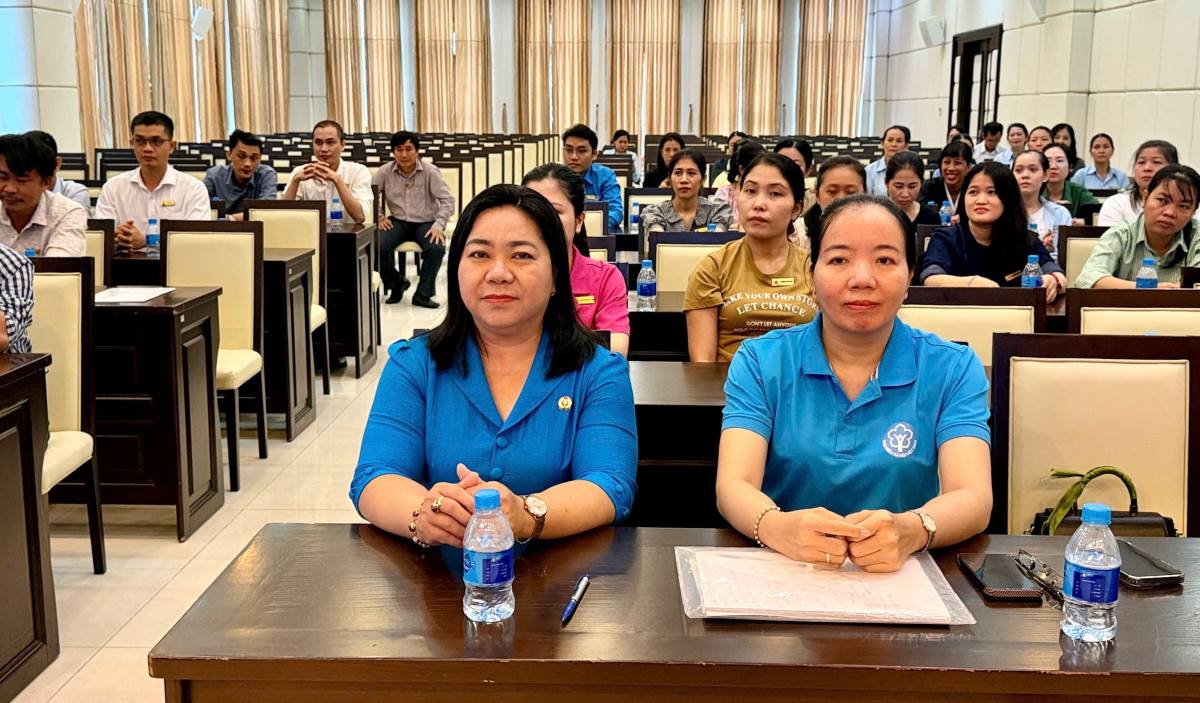 Các buổi tuyên truyền, phổ biến pháp luật về BHXH thu hút đông đoàn viên tham gia. Ảnh: Duy Tuấn