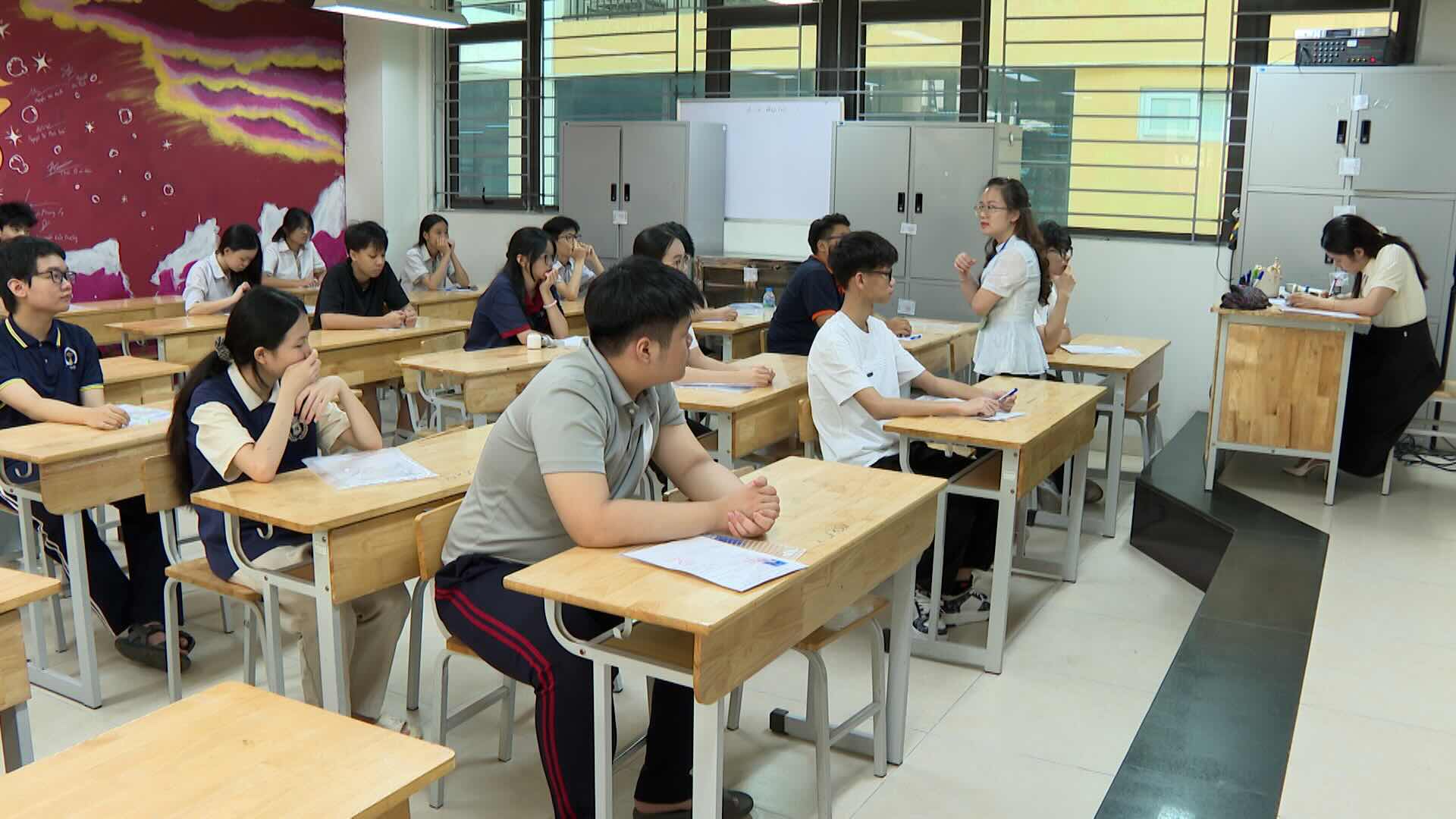 Prediction of fluctuations in 10th grade benchmark scores in 2026 Hanoi