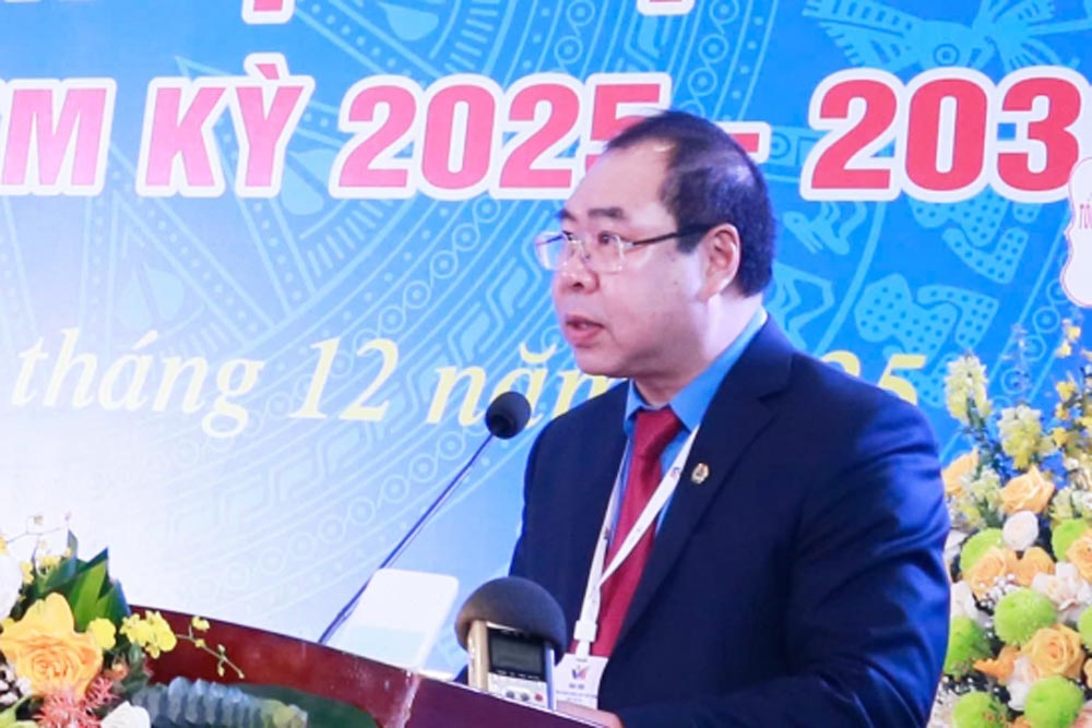 Ông Đỗ Đức Hùng - Ủy viên BCH Tổng LĐLĐVN, Chủ tịch Công đoàn Điện lực Việt Nam.