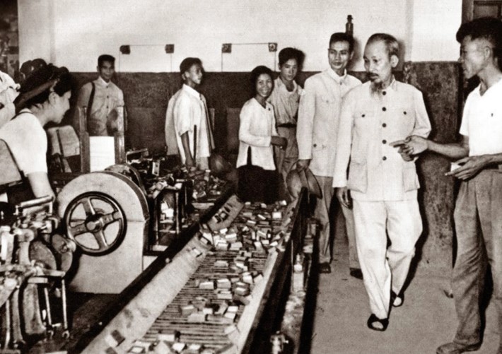 President Ho Chi Minh visited Thong Nhat Match Factory (1956). Photo courtesy of VNA