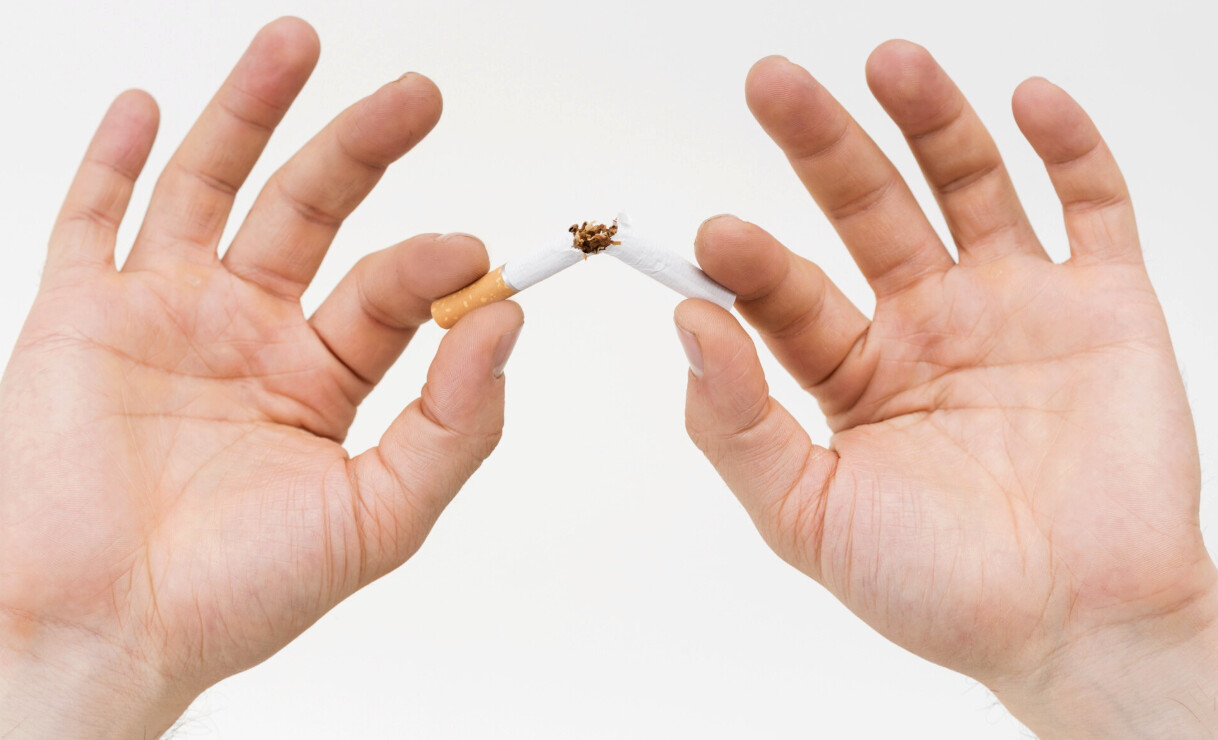 Quitting smoking often causes insomnia, restlessness and irritability. Photo: Thuy Duong