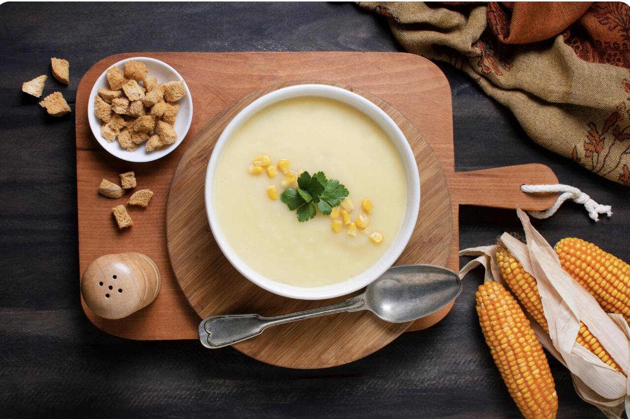 Secrets to creating smoothness for corn soup. Photo: Thuy Duong