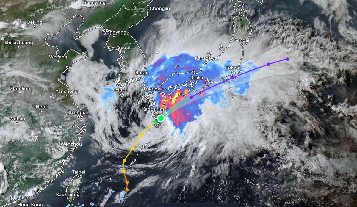 Bão Jangmi gây mưa dông dữ dội trên đất liền Nhật Bản. Ảnh: JTWC
