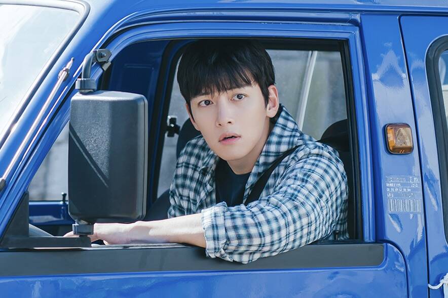 Ji Chang Wook in the movie "Welcome to Samdalri". Photo: Manufacturer