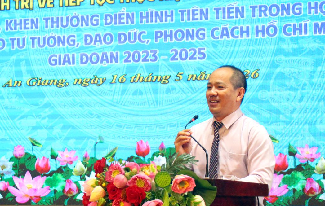 BS.CKII Trần Văn Lời – Bí thư Đảng ủy, Giám đốc Bệnh viện Sản - Nhi An Giang, Chủ tịch Hội Thầy thuốc trẻ tỉnh An Giang. Ảnh: Thanh Mai