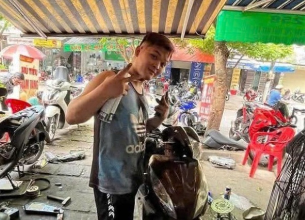 Portrait of a brave young man rushing to rescue people in Hai Phong. Photo: Character provided