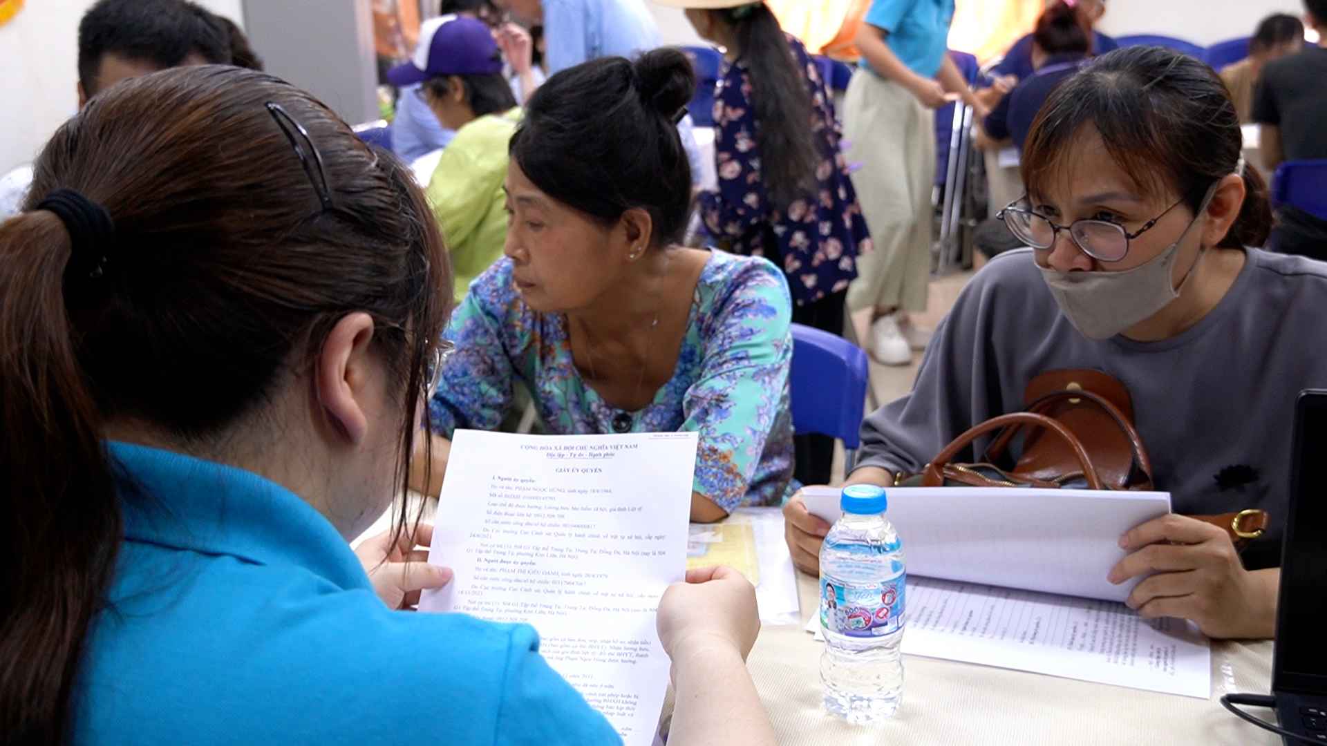 New points on pensions attract people to participate in voluntary social insurance.