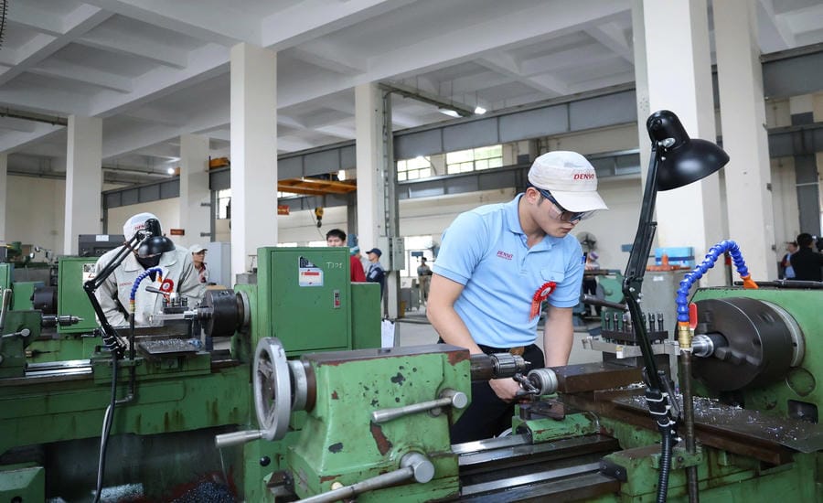 The Hanoi City Skilled Workers Contest is always a motivation for workers to compete to improve their skills, increase productivity, and benefit businesses and themselves. Photo: Manh Quan