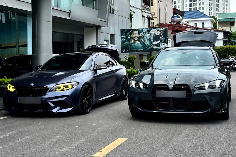 The rare BMW M2 and BMW M3 Touring duo appear together on the streets of Hanoi. Photo: Xuan Duy