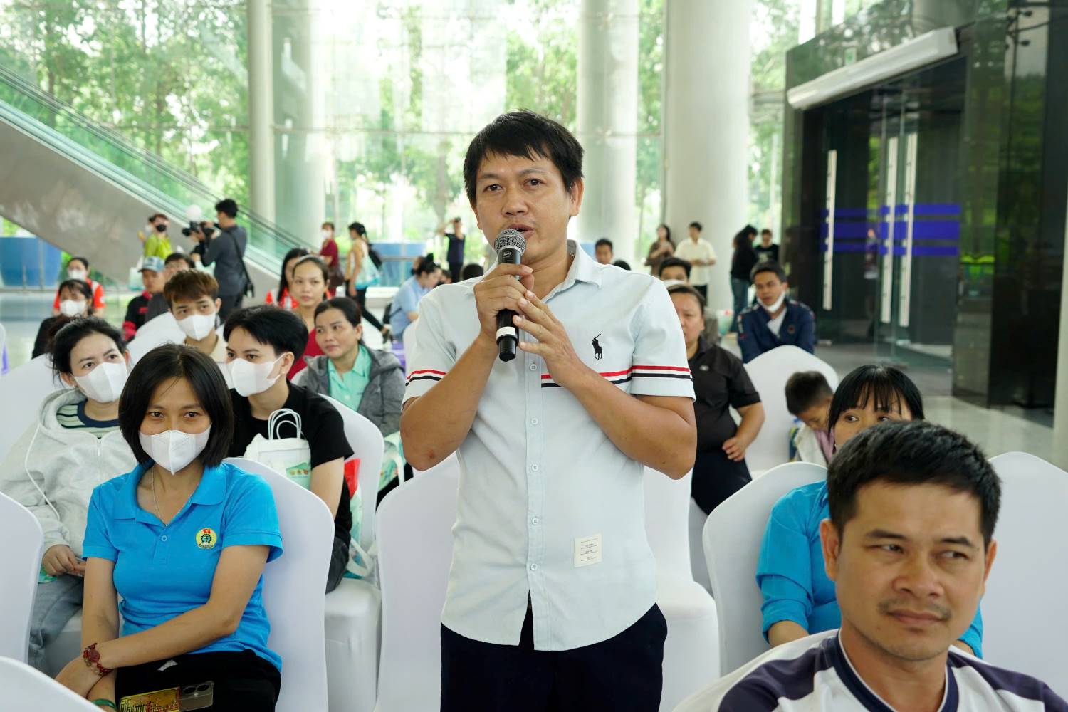 The program "Giving health and legal advice to workers - For a healthy Vietnam" will take place on the morning of June 21 in Ho Chi Minh City.