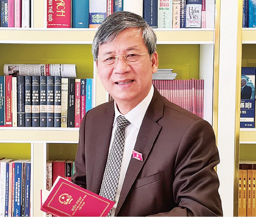 ANH HÙNG LAO ĐỘNG, GS.TS NGUYỄN ANH TRÍ: “Cá nhân tôi và tập thể Viện Huyết học và Truyền máu Trung ương cảm thấy rất vinh dự, tự hào. Đây là sự động viên của Đảng, Nhà nước, nhân dân để chúng tôi tiếp tục cố gắng, phấn đấu nhiều hơn nữa. Nhưng vinh dự càng lớn thì trách nhiệm càng đầy.