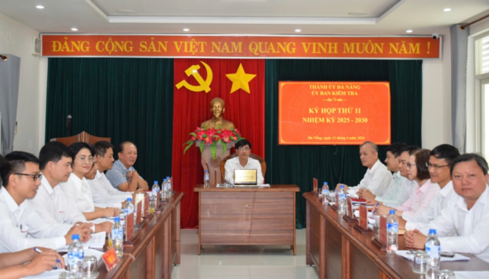 The Inspection Committee of the Da Nang City Party Committee held its 11th meeting to discipline officials. Photo: Inspection Committee of the City Party Committee