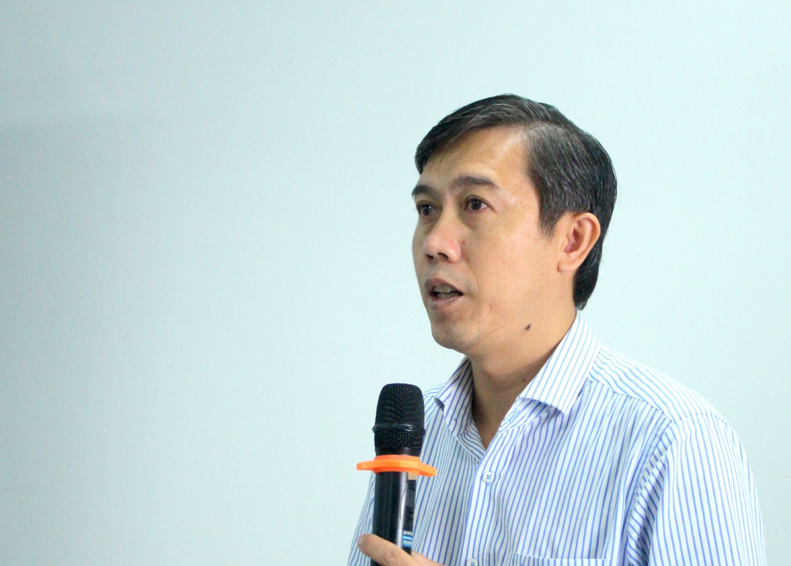 TS Trương Tấn Đạt, Bí thư Đảng ủy, Hiệu trưởng, Tổng biên tập Tạp chí Khoa học Đại học Đồng Tháp. Ảnh: Thanh Mai