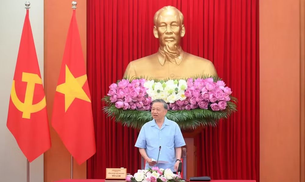 The conclusion of General Secretary and President To Lam clearly stated the assessment and clarification of the necessity to continue adjusting and merging a number of communes and wards based on the review of criteria. Photo: Dang Khoa