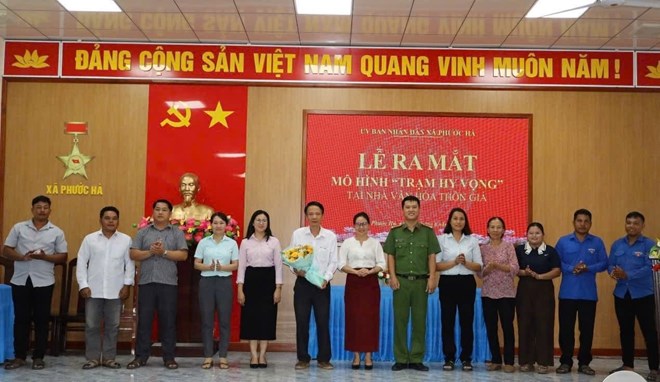 Phuoc Ha commune launches the "Hope Station" model to prevent the emergence of new addicts in the community. Photo: Police provided