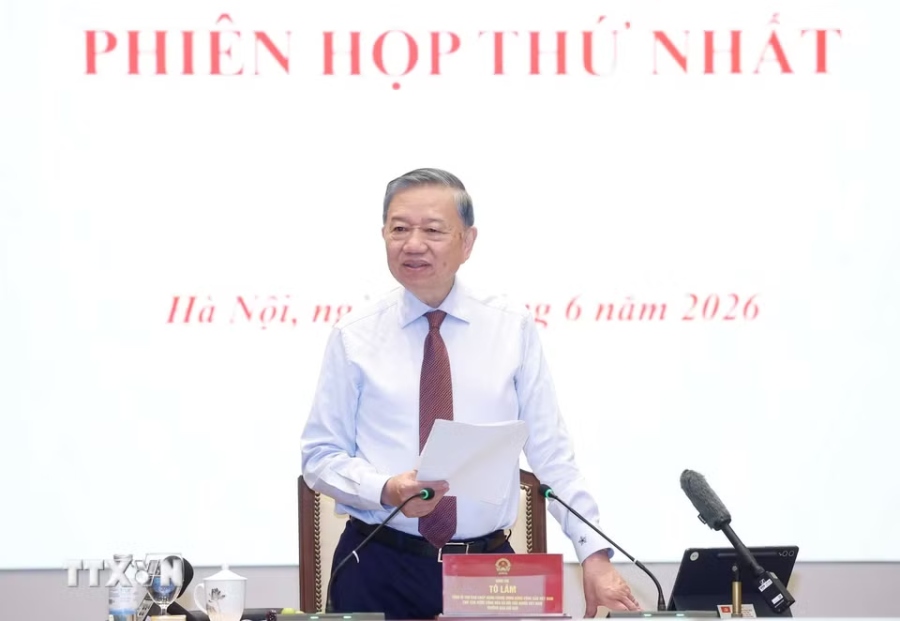 General Secretary and President To Lam speaks at the meeting. Photo: VNA