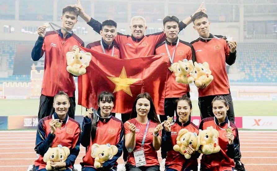 The Vietnamese athletics team won 2 gold medals at the 2026 Asian Relay Championships. Photo: Ngoc Phuc