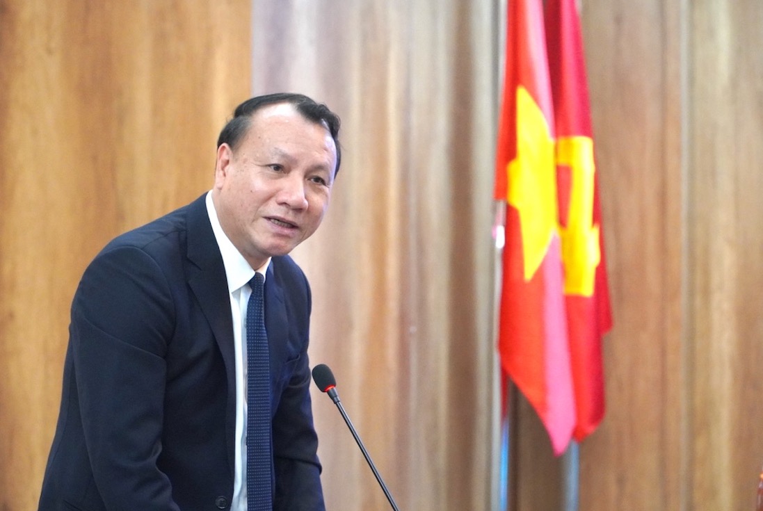  PGS.TS Nguyễn Đức Sơn - Hiệu trưởng Trường Đại học Sư phạm Hà Nội phát biểu tại Lễ ký kết Thỏa thuận hợp tác (MOU) với Tổ chức Cambridge International Education. Ảnh: Tường Vân