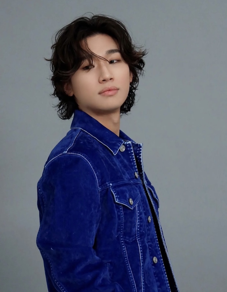 Phía công ty Daesung khẳng định nam thần tượng và Heo Youngji là mối quan hệ đồng nghiệp thân thiết. Ảnh: MV L.O.V.E/ 